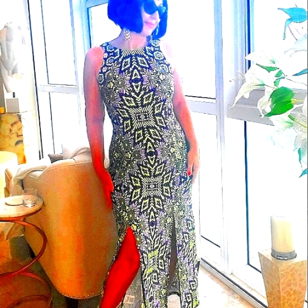 London Times Black and Green Sleeveless Maxi Dress with Front Slits